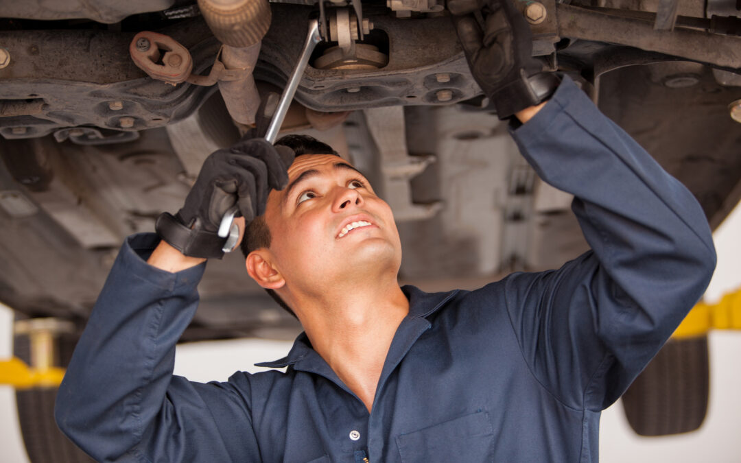 Autoreparatur in der KFZ Werkstatt